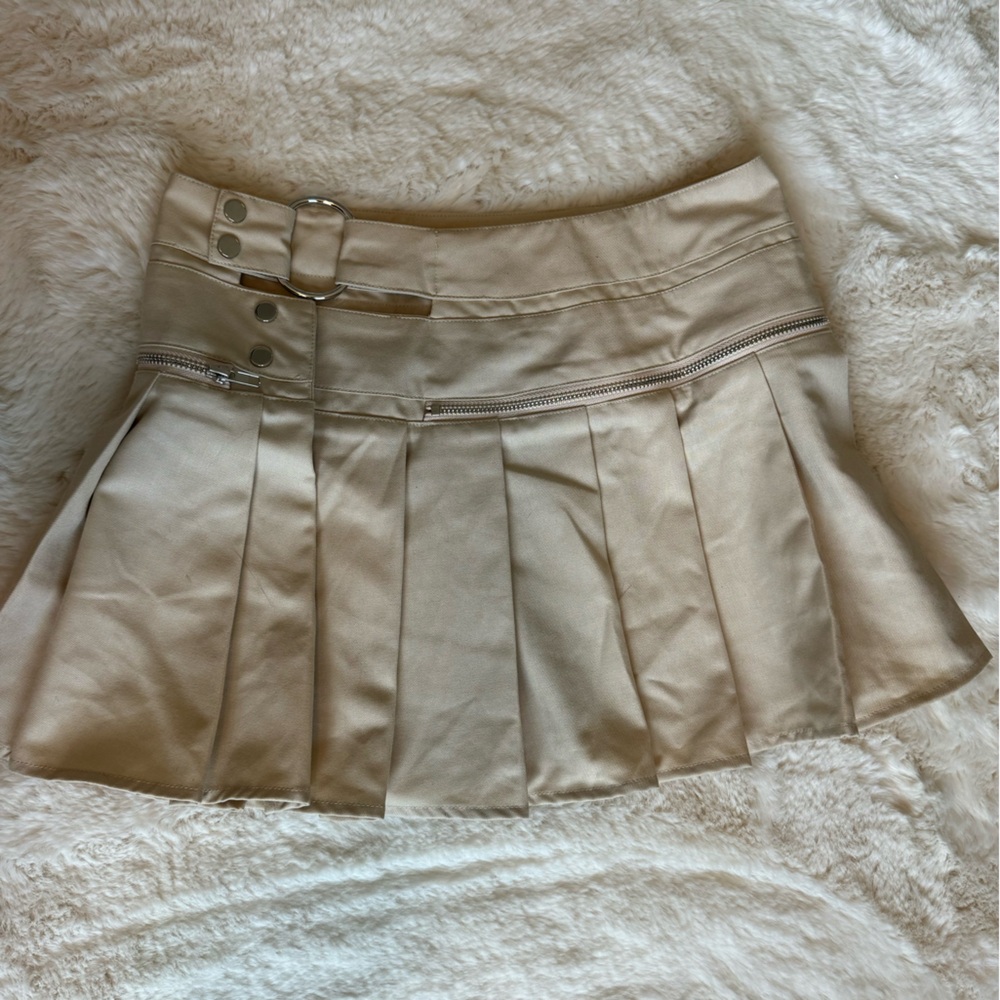Trendy Mini Skirt